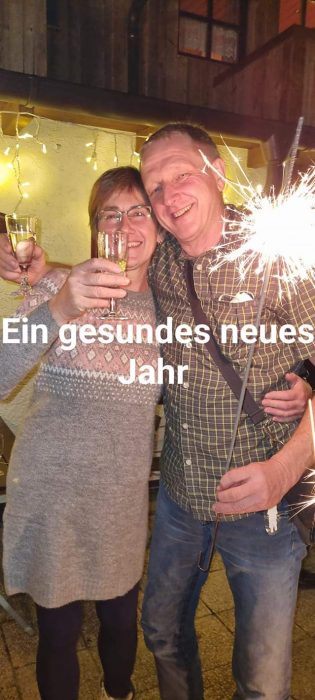 2022 Gesundes Neues Jahr wünscht Hundetrainerin Dagmar und Hundetrainer Jens Meinert aus Nürnberg
